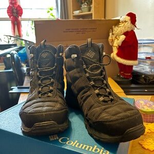 For Sale: Columbia Winter Boots